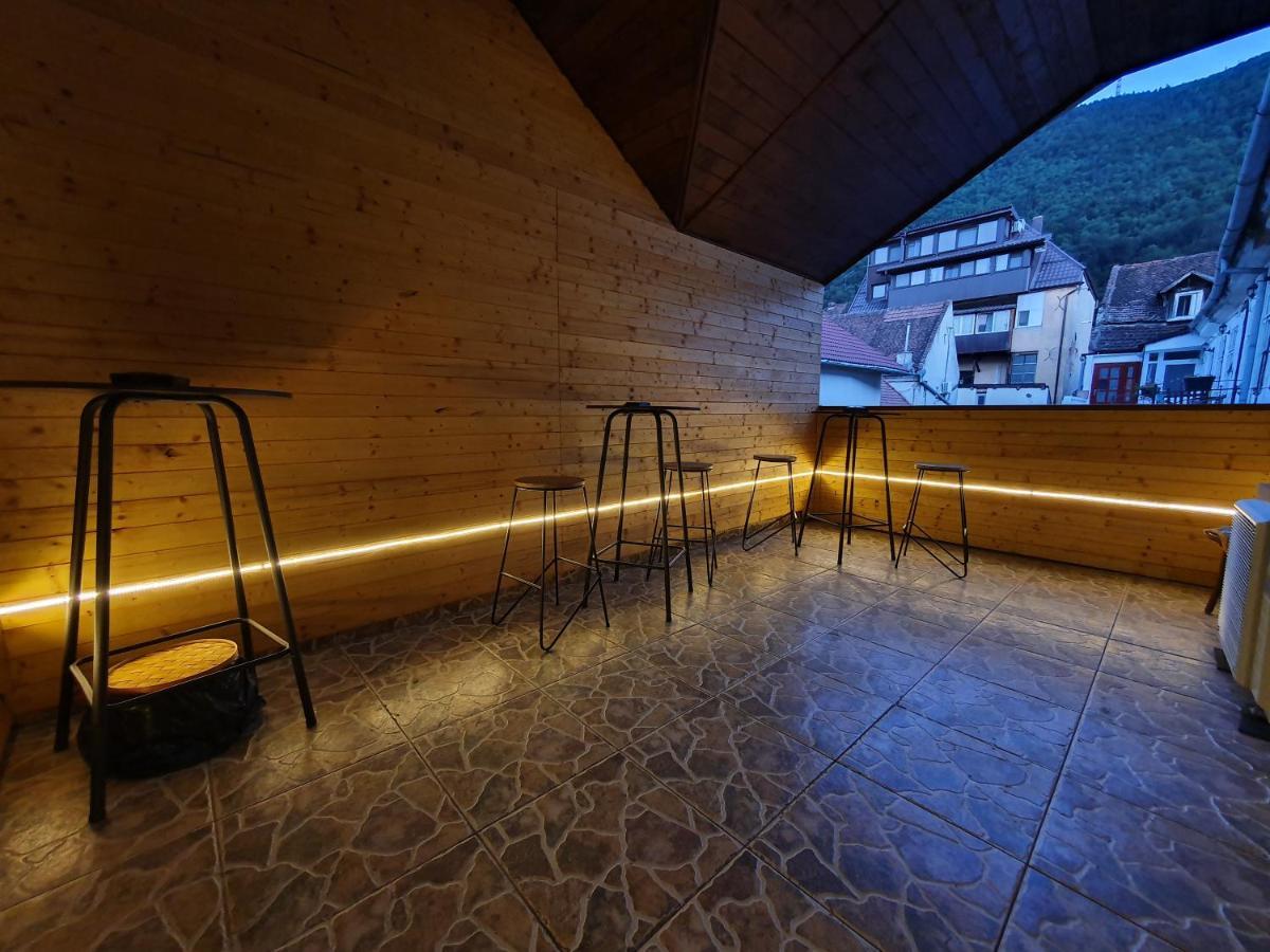 Wood House Republicii Hotel Braşov Exterior foto